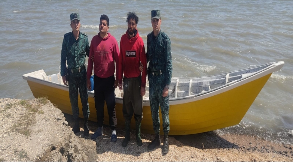 xezerde-irana-mexsus-2-heyet-uzvu-olan-qayiq-saxlanilib-fotovideo