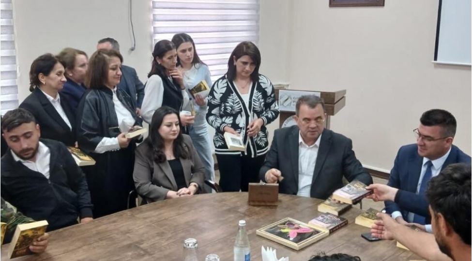 yunus-oguzun-cigiri-qebelede-foto