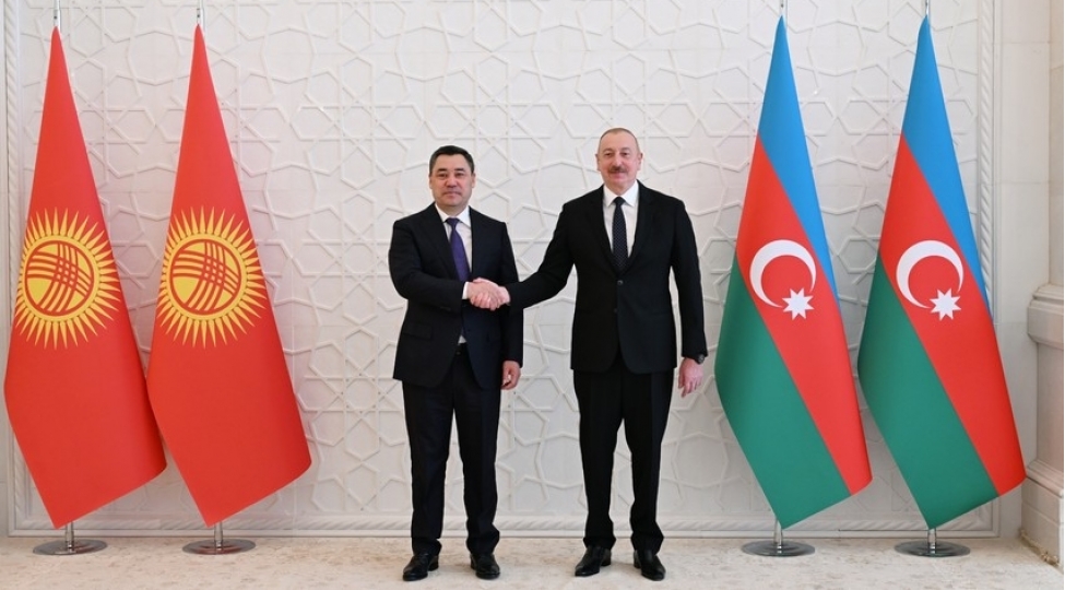 ilham-eliyev-ve-sadir-japarov-bakida-chingiz-aytmatovun-abidesinin-achilish-merasiminde-ishtirak-edibler-yenilenib