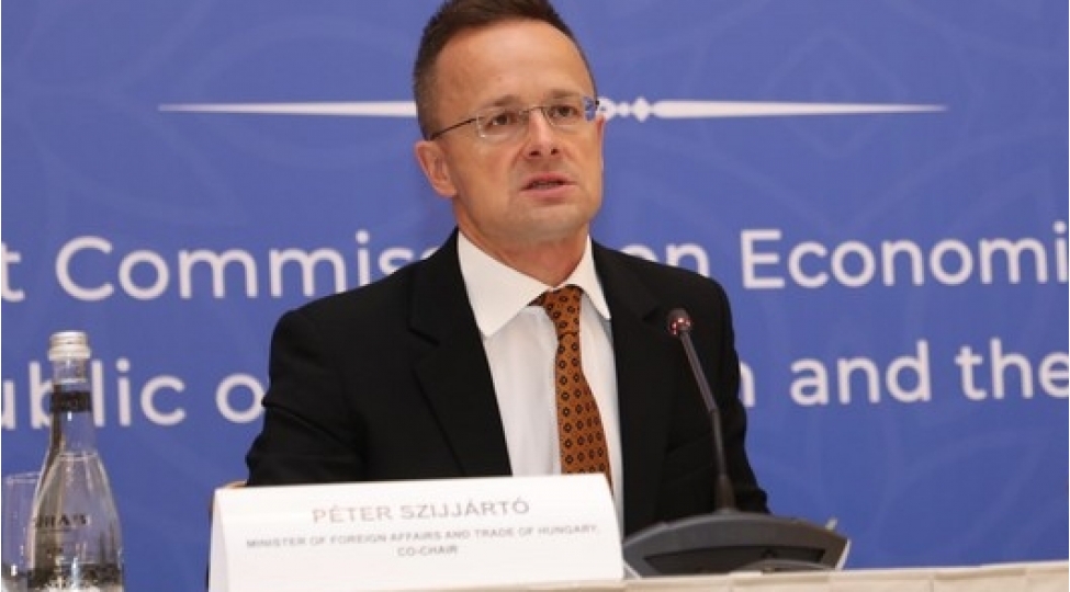 macaristan-her-zaman-azerbaycanin-erazi-butovluyunu-destekleyib-peter-siyarto