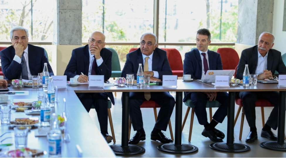 yashil-iqtisadiyyat-reqemsal-azerbaycan-foto