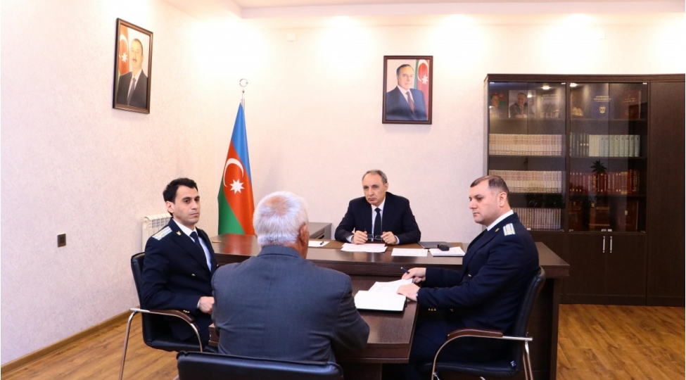 bash-prokuror-agdashda-vetendashlari-qebul-edib