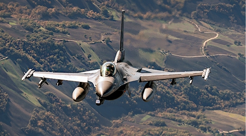 danimarkadan-kiyeve-f-16-desteyi