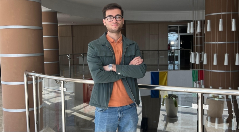 banm-telebesi-eyni-anda-absh-nin-6-nufuzlu-universitetine-qebul-oldu