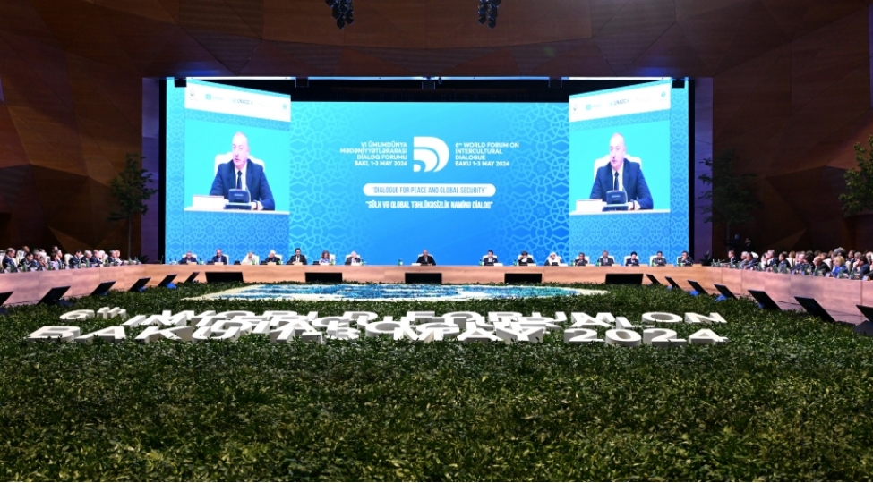 bakida-vi-umumdunya-medeniyyetlerarasi-dialoq-forumu-ishe-bashlayib-fotoyenilenib