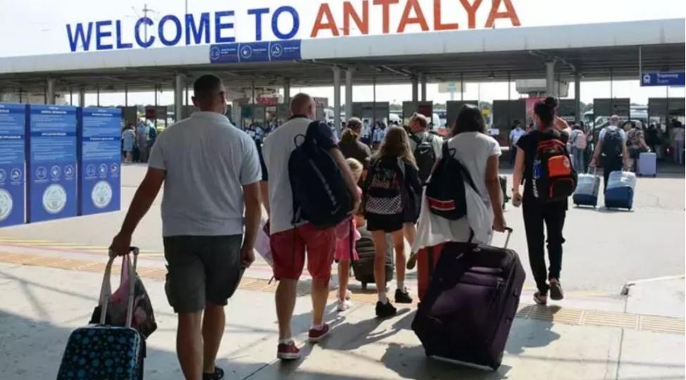 turizm-cenneti-antalyada-rekord