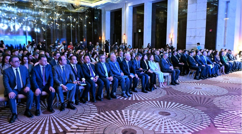 ictimai-prosesler-media-mustevisinde-movzusunda-forum-kechirilir-foto