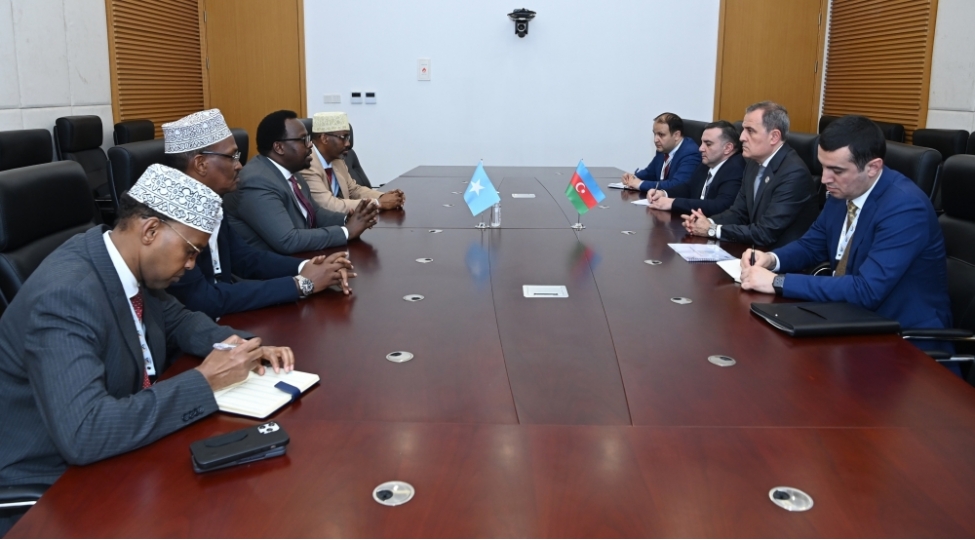 azerbaycan-ve-somali-arasinda-qarshiliqli-emekdashliq-muzakire-edilib