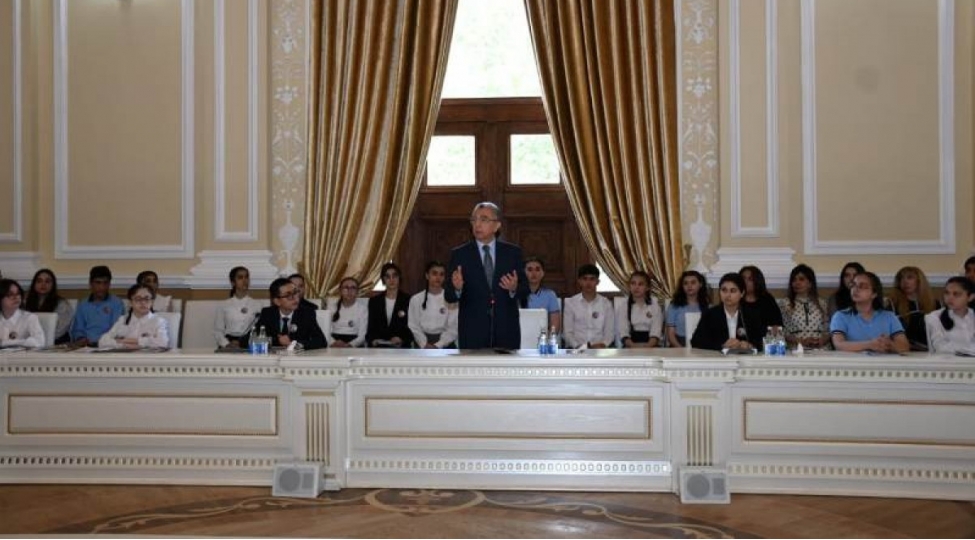 bshih-de-heyder-eliyev-ve-azerbaycan-tarixi-movzusunda-konfrans-kechirilib-foto