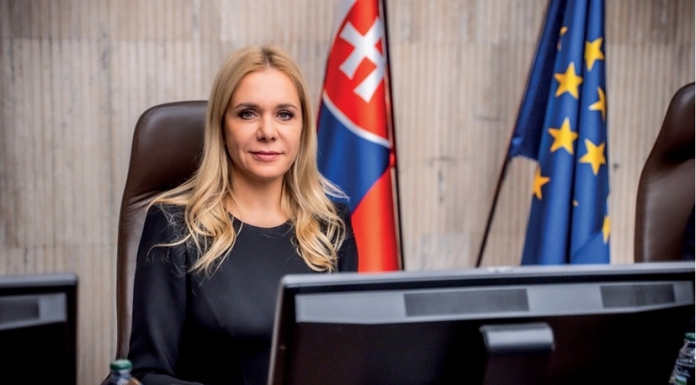 denisa-sakova-birge-beyanname-munasibetlerin-derinleshmesinde-maragitesdiqleyir