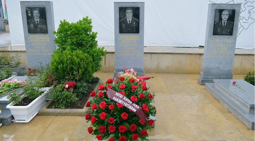 milli-qehremanlar-albert-aqarunov-ve-ilqar-mirzeyevin-xatireleri-yad-edilib