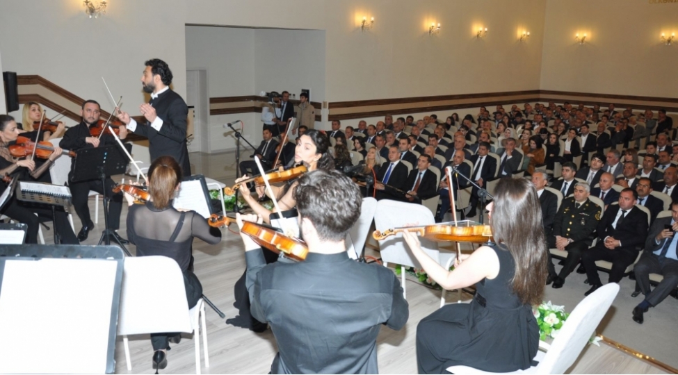 bilesuvarda-ulu-onderinanadan-olmasinin-101-ci-ildonumu-munasibetile-konsert-proqrami-teqdim-edilib