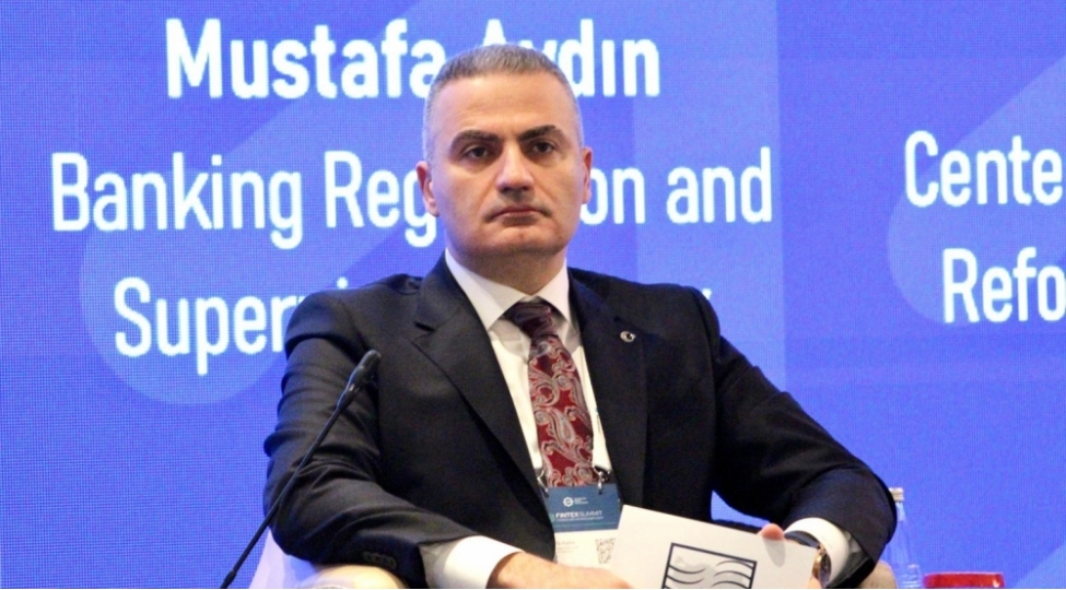 maliyye-sektoru-texnoloji-yenilikleri-suretle-menimseyir-mustafa-aydin