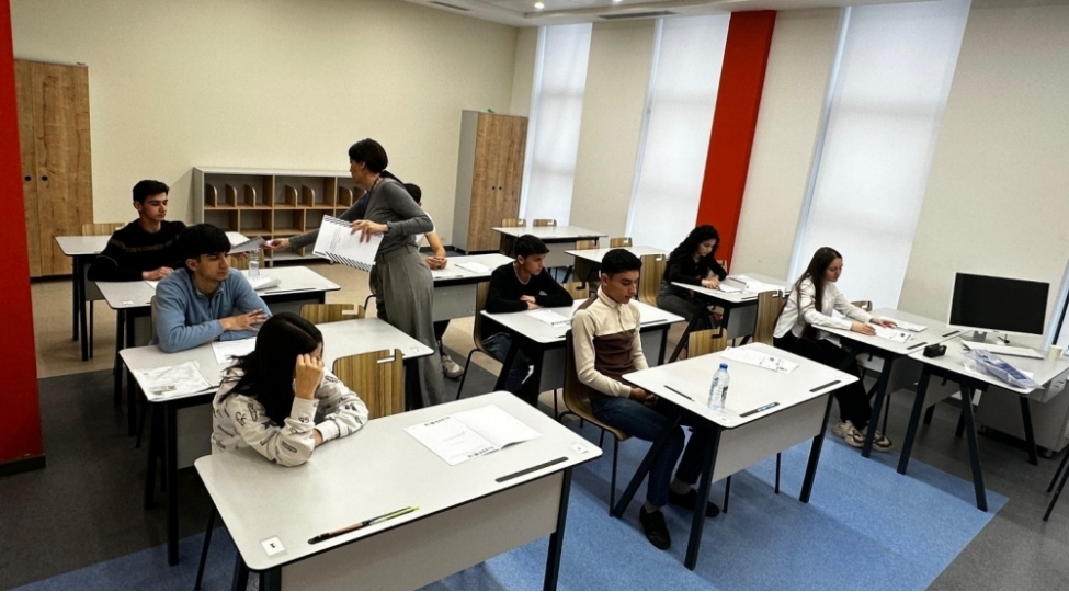 mayin-20-de-lisey-ve-gimnaziyalara-erize-qebulu-bashlayacaq