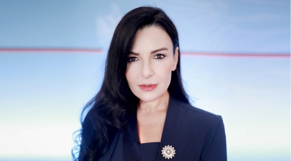 belinda-balluku-albaniya-ile-azerbaycan-arasinda-energetika-sahesinde-emekdashliq-korpusu-qurulub