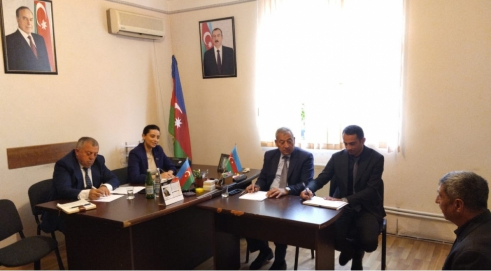 puta-qesebesinde-vetendashlarin-qebulu-kechirilib-fotolar