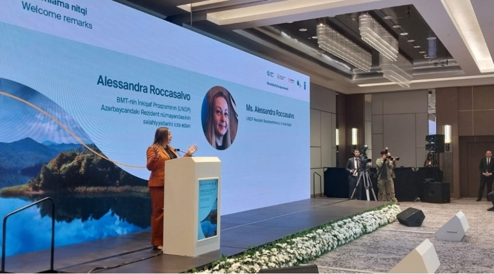 alessandra-rokkasalvo-gelecekde-avropa-azerbaycandan-yashil-enerji-idxal-ede-bilecek