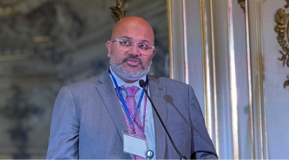ticaret-nazirinin-muavini-absh-xezer-regionunun-iqtisadi-ve-strateji-ehemiyyetini-anlayir