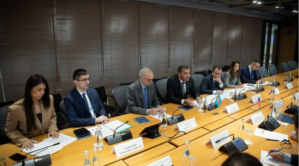 azerbaycanla-rusiya-arasinda-turizm-elaqelerinin-genishlendirilmesi-muzakire-olunub