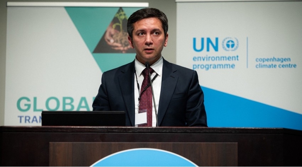 cop29-un-bash-danishiqchisi-sheffafliq-uzre-qlobal-forumda-ishtirak-edib-foto