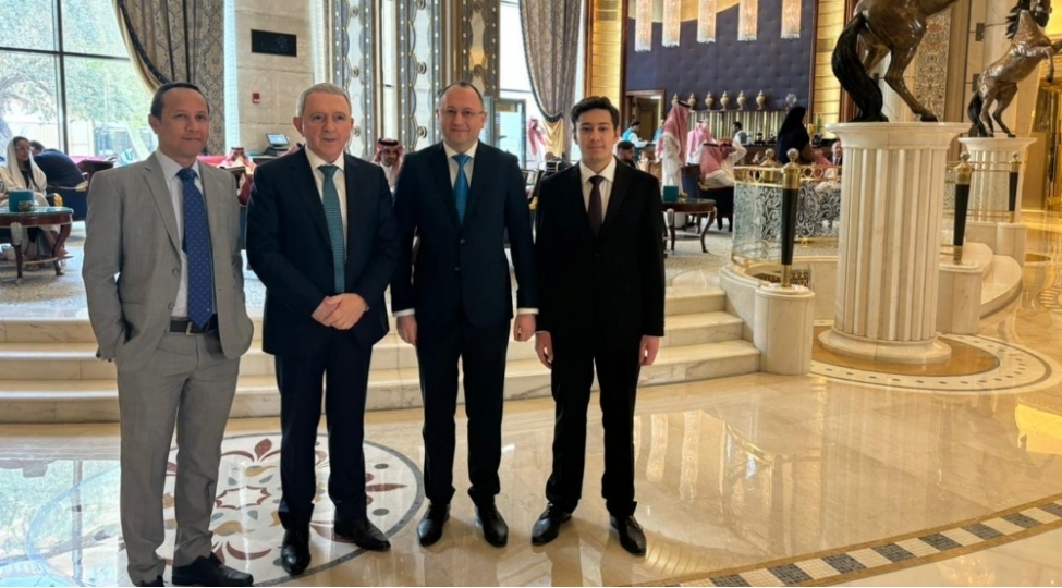 baki-ali-neft-mektebinin-telebesi-dunyanin-nufuzlu-forumlarinda-ishtirak-edib