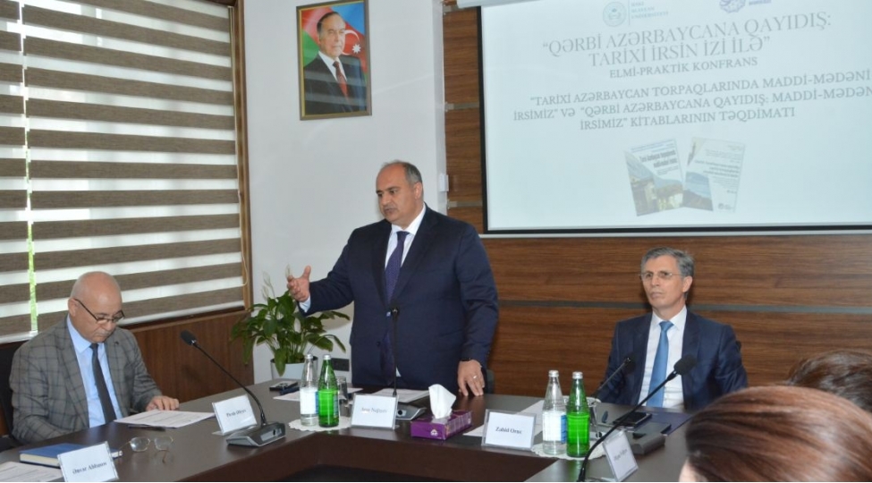 bsu-ve-sosial-tedqiqatlar-merkezinin-birge-teshkilatchiligi-ile-kechirilen-konfransda-kitab-teqdimati-foto