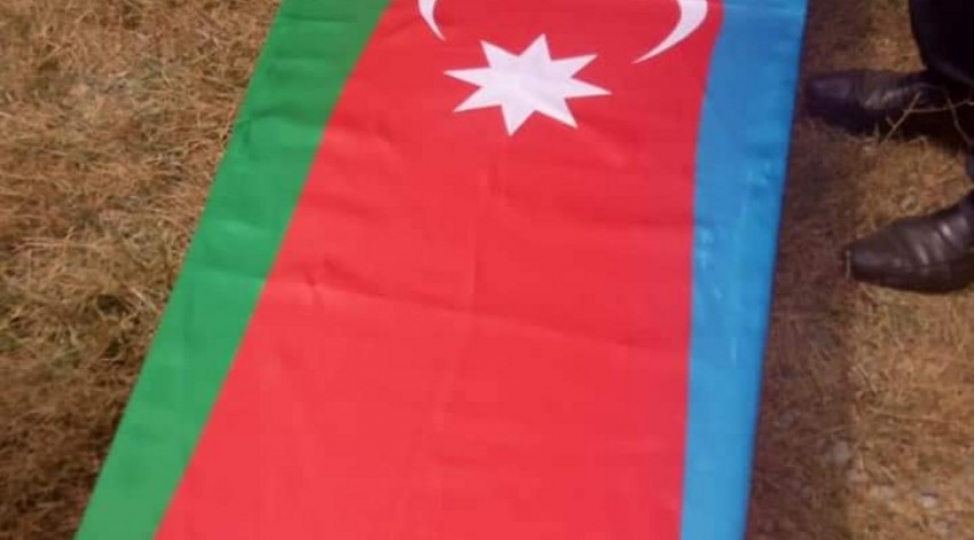 su-kanalinda-bogulan-herbchi-elvin-eyvazovun-neshi-tehvil-verilib