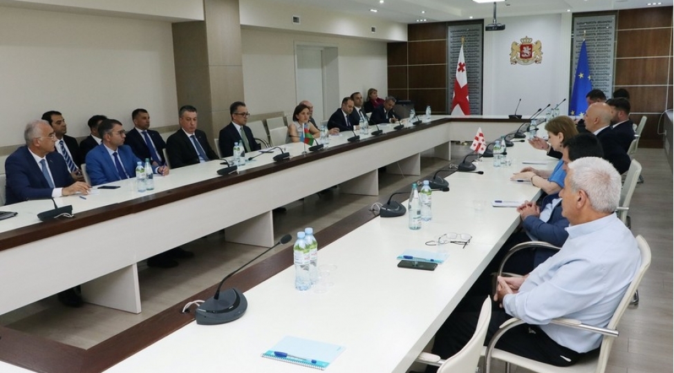 azerbaycanla-gurcustan-din-sahesinde-elaqeler-ve-emekdashligin-inkishafi-barede-muzakireler-aparib