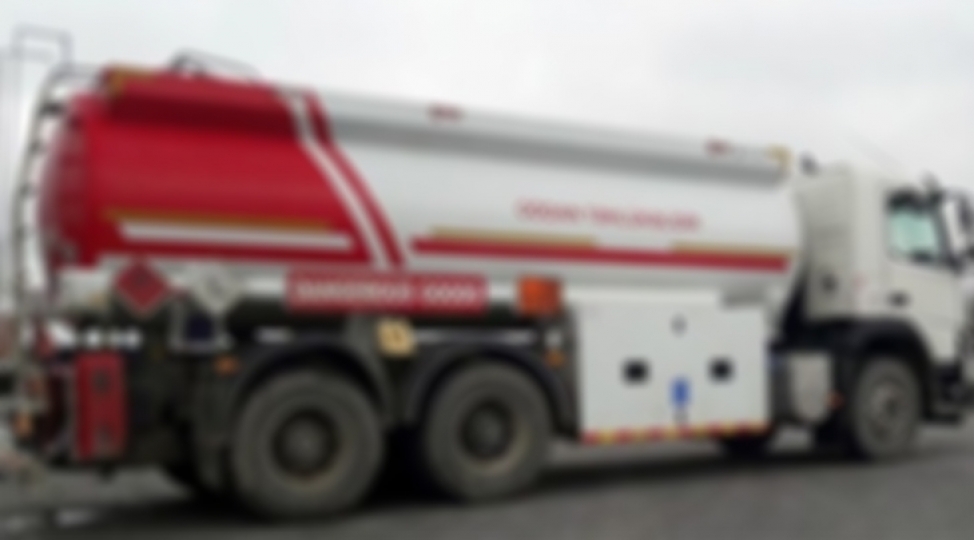 azerbaycandan-gurcustana-15-ton-dizel-yanacagi-kechirmek-cehdinin-qarshisi-alinib