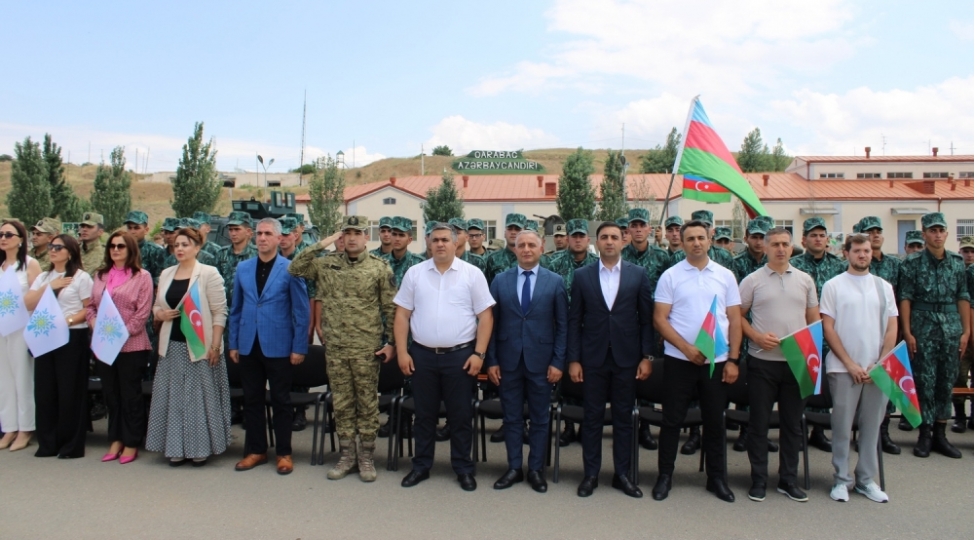 yap-nizami-rayon-teshkilati-cebrayil-rayonunda-dsx-nin-n-sayli-herbi-hissesinde-konsert-tedbir-kechirib