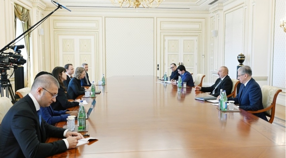 prezident-ilham-eliyev-bmt-nin-bash-katibinin-muavini-ve-etraf-muhit-proqraminin-icrachi-direktorunu-qebul-edib