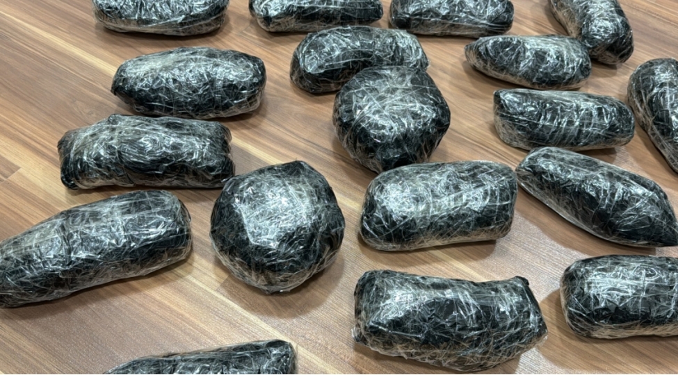 narkokuryerden-20-kiloqramdan-chox-heroin-ashkarlanib