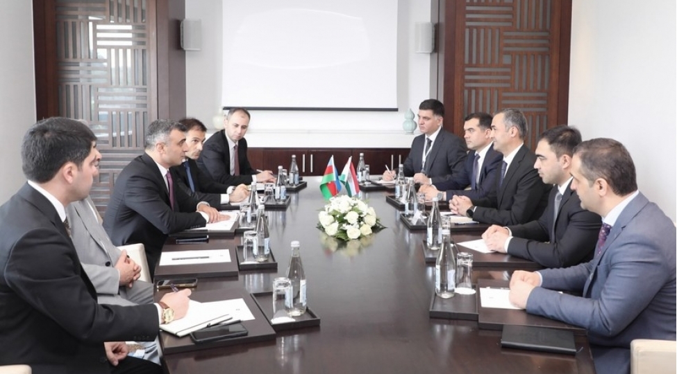 azerbaycan-ve-tacikistan-bank-sektorunda-elaqeleri-mohkemlendirmek-isteyir