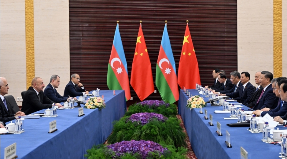 azerbaycan-ve-chin-beynelxalq-multimodal-dashimalarin-inkishafina-dair-sazishin-imzalanmasini-suretlendirecek