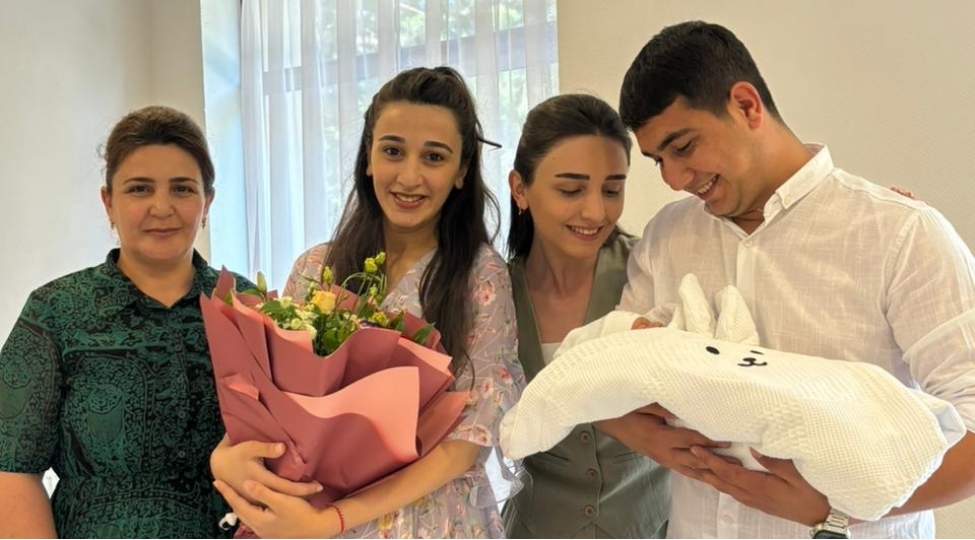 sus-kendinde-ilk-korpe-dunyaya-gelib