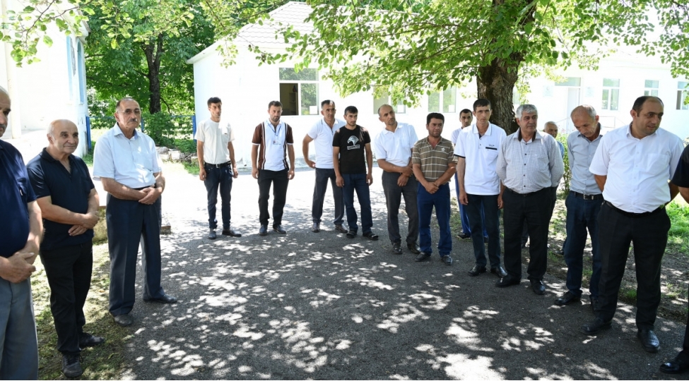 azerishiq-sedri-vuqar-ehmedov-oguzda-vetendashlari-qebul-edib