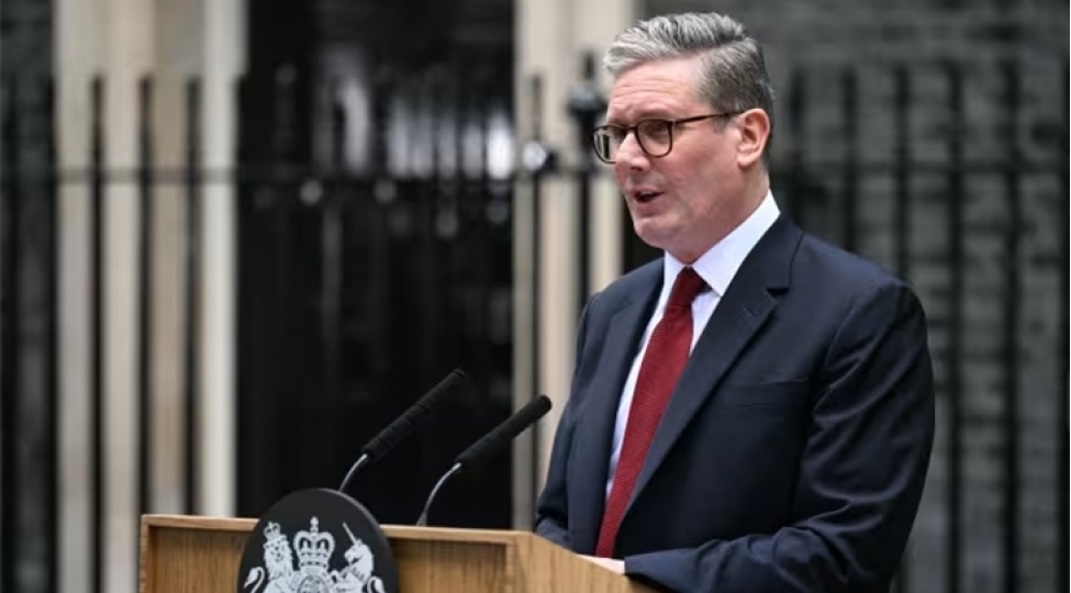 starmer-oman-sultani-ile-iran-absh-danishiqlarini-muzakire-edib