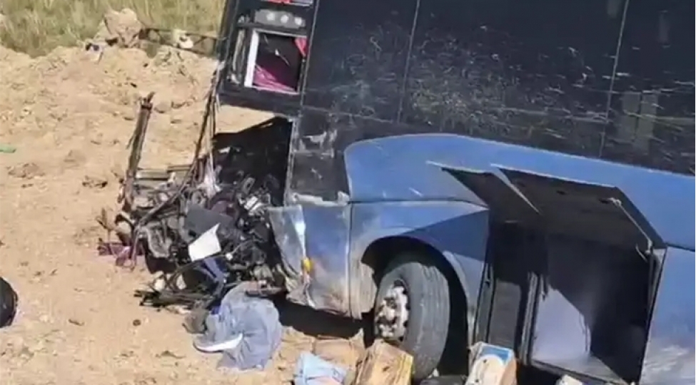 qazaxistanda-qetliam-kimi-avtoqeza-5-olu-11-yarali