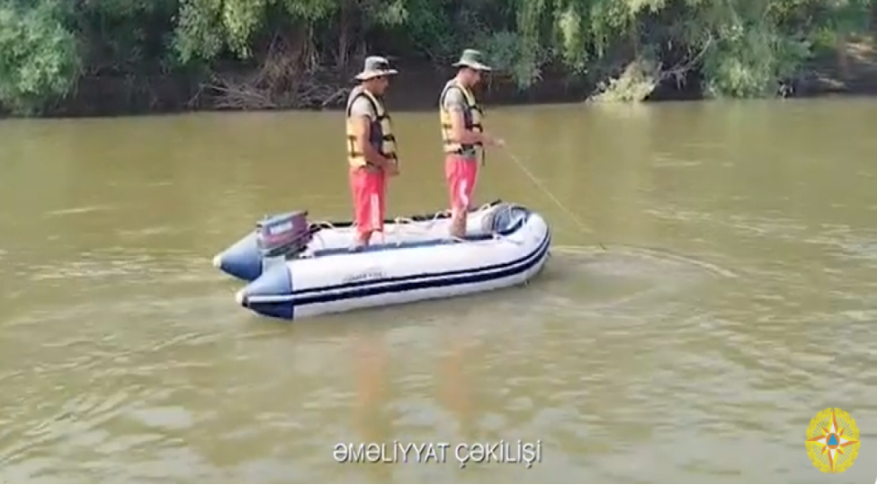 fhn-tovuzda-avtomobilde-chaya-dusherek-batdiqlari-ehtimal-olunan-2-neferin-axtarishlari-davam-etdirilir-video