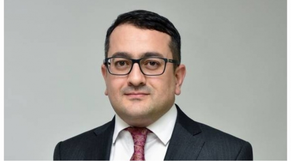 aqrar-tedqiqatlar-merkezinin-direktoru-deyishib