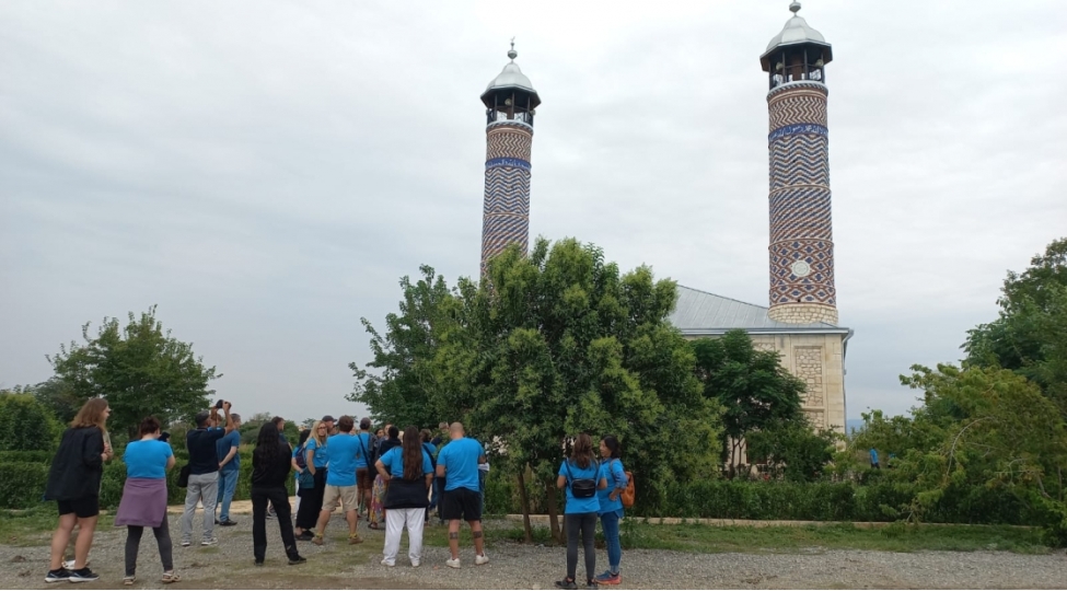 dunyanin-13-olkesini-temsil-eden-seyyahlar-agdamda-ermeni-vandalizminin-shahidi-olublar