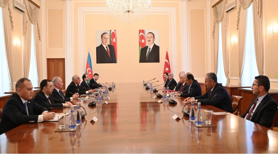 eli-esedov-turkiye-konstitusiya-mehkemesinin-sedri-ile-gorushub