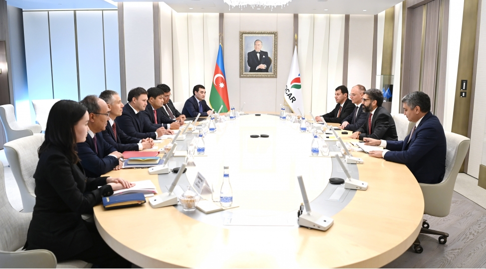 socar-in-prezidenti-kazmunaygaz-milli-shirketinin-idare-heyetinin-sedri-ile-gorushub-foto