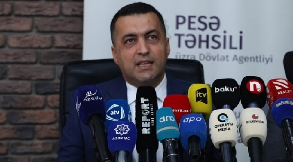 oten-tedris-ilinde-peshe-tehsili-muessiselerinin-20-faiz-telebesi-mezun-olmadan-ishle-temin-edilib