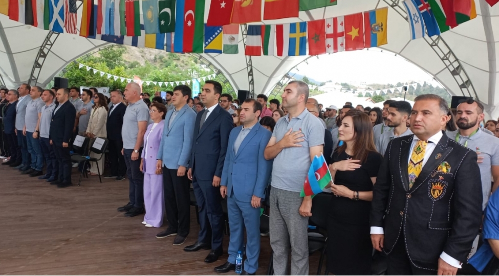 lachinda-gencler-yashil-dunya-namine-diaspor-genclerinin-v-yay-dushergesinin-achilish-merasimi-kechirilib-2