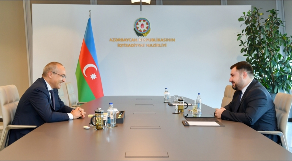 iqtisadiyyat-naziri-yukselish-musabiqesinin-qalibleri-ile-gorushub-foto