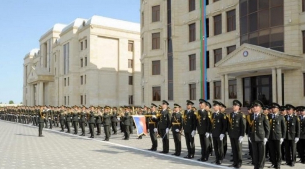 polis-akademiyasina-elave-kursant-qebulu-elan-edilib