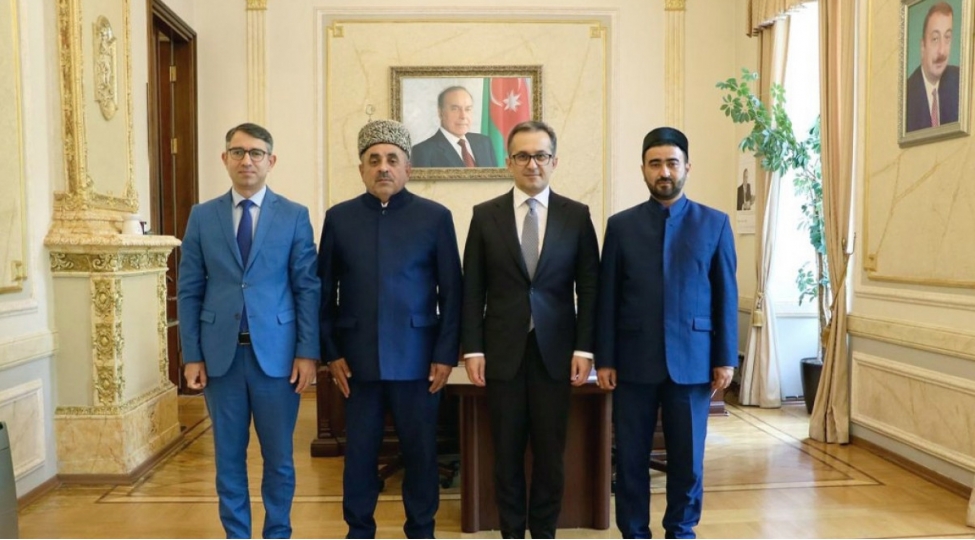 agdam-ve-zengilan-mescidlerine-din-xadimleri-teyin-olunub-foto