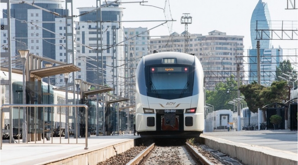 baki-agstafa-baki-istiqametinde-elave-qatar-reysleri-teyin-edilib-2