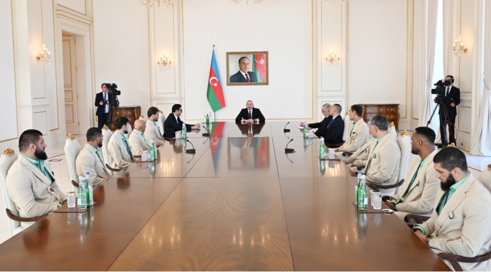 prezident-paris-yay-olimpiya-oyunlarinda-medal-qazanmish-azerbaycan-idmanchilarini-ve-onlarin-meshqchilerini-qebul-edib-yenilenib
